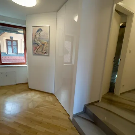 By The River Ljubljana Διαμέρισμα