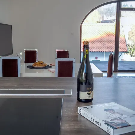 Διαμέρισμα By The River Ljubljana Curnovec